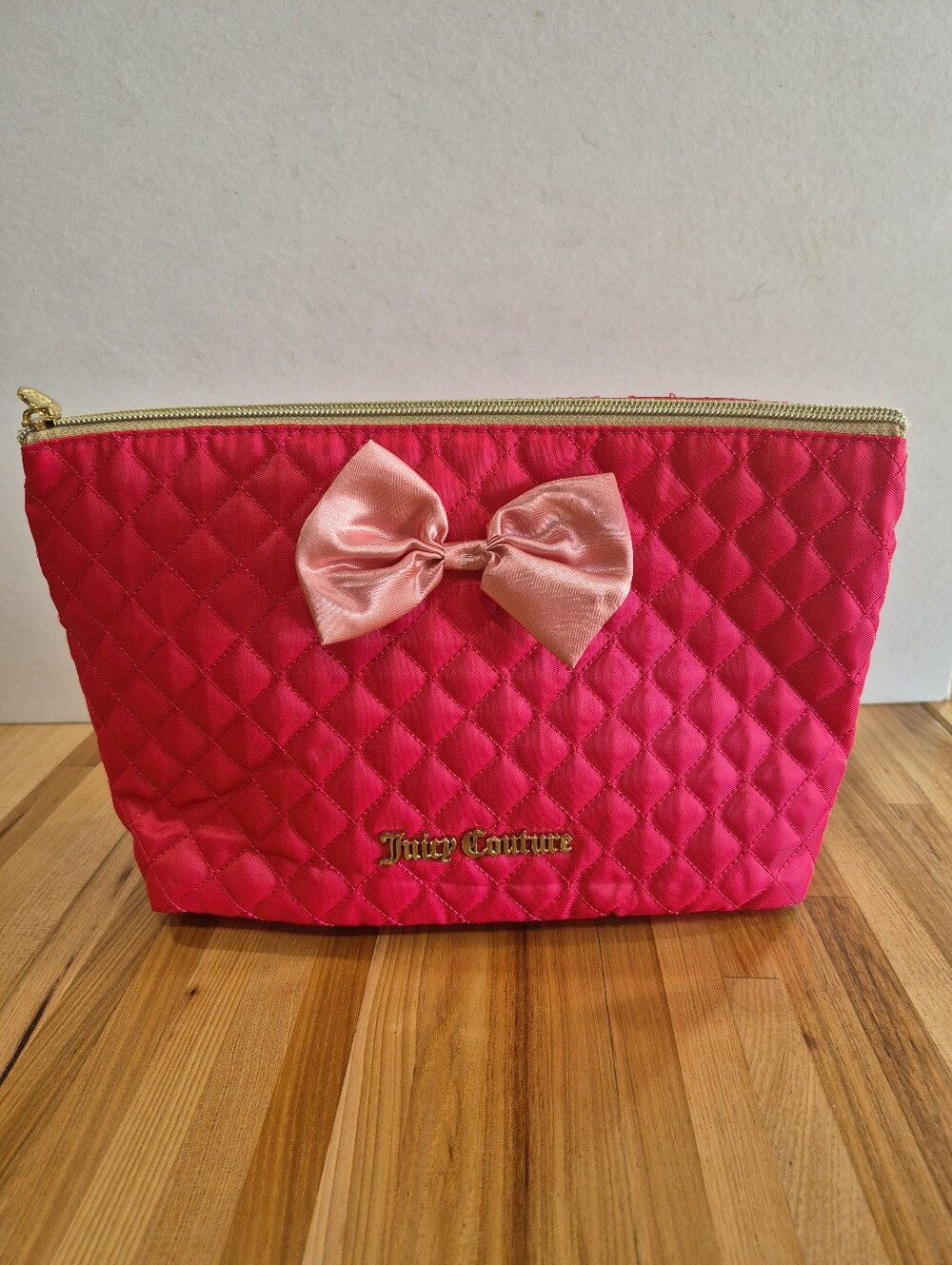 Juicy Couture Pink Quilted Cosmetic Makeup Bag/ Travel Pouch